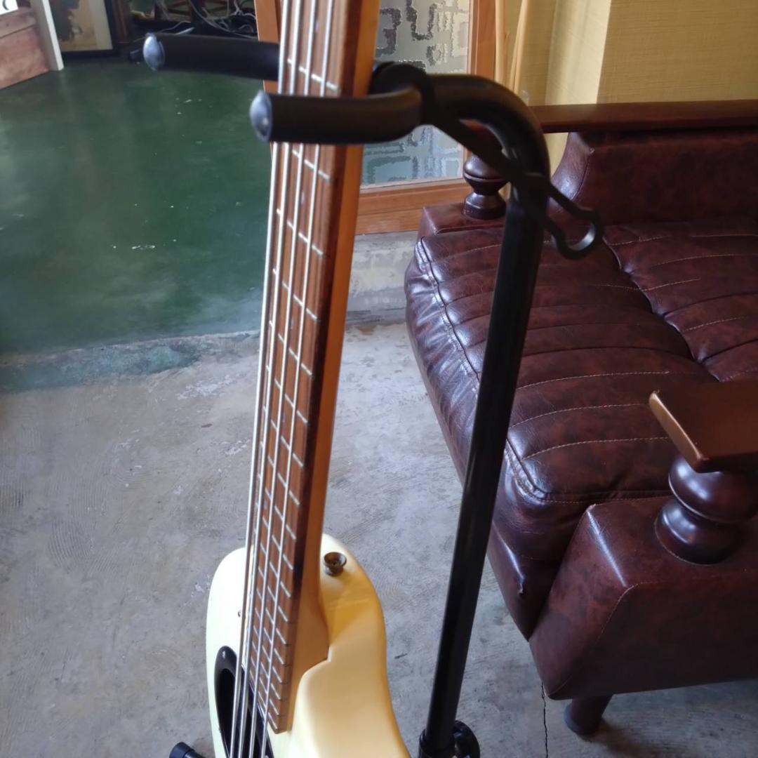 Fernandes　PIE-ZO　ピエゾー　アンプスピーカー内蔵ベース