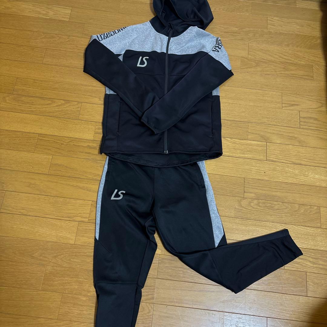 Luz e Sombra フード付きジャージ XS