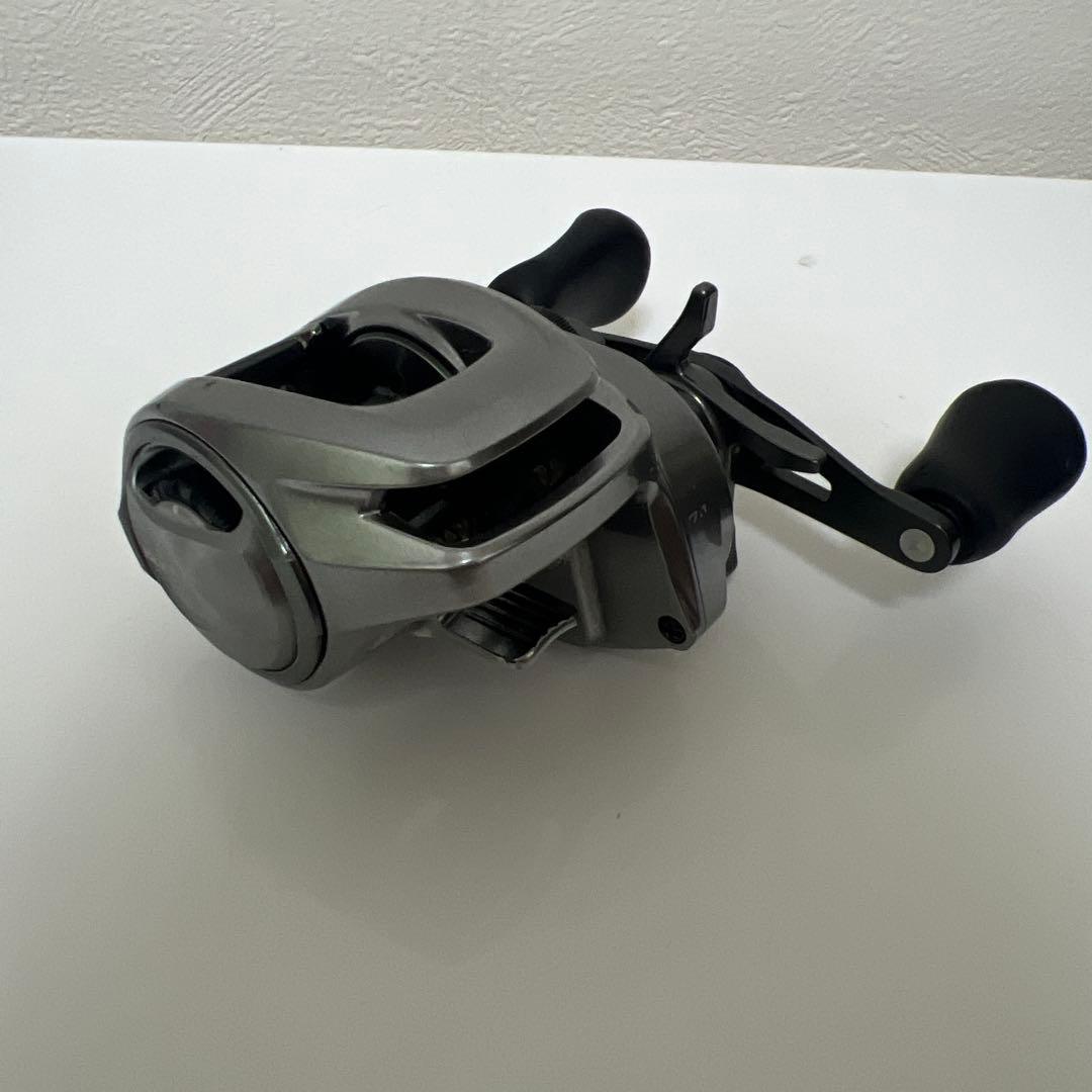 シマノ 18 バンタム HG フィッシュマン ツララ ボンバダ DC MD