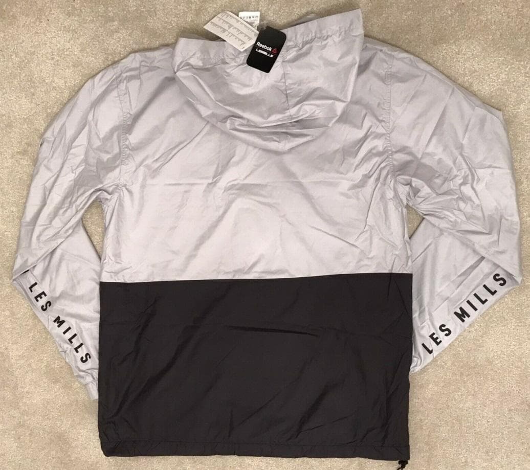 M　 ウィンドブレーカー レズミルズ