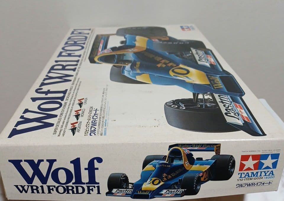タミヤ　1/12 プラモデル　ウルフWR-1 フォードF1 FORD