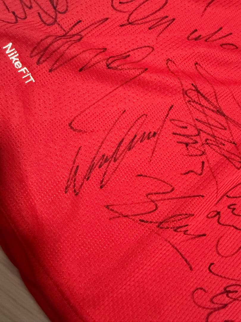 マンチェスター・ユナイテッド サイン入りユニフォーム