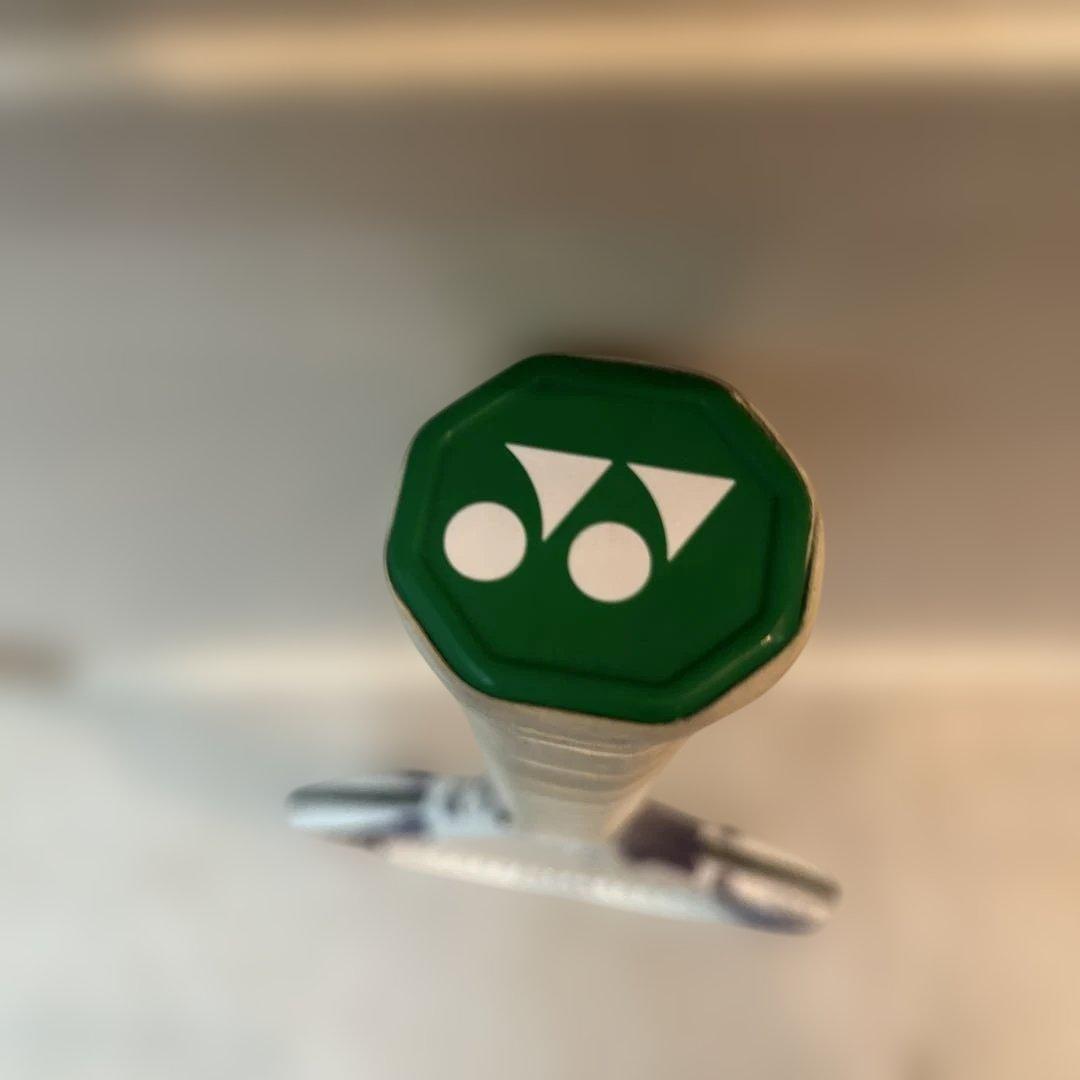 【美品】YONEX ヨネックス EZONE POWER イーゾーンパワー 硬式用