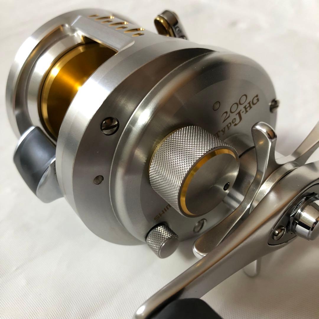 極美品　シマノ　10オシアカルカッタコンクエスト200 JHG リール　付属品付