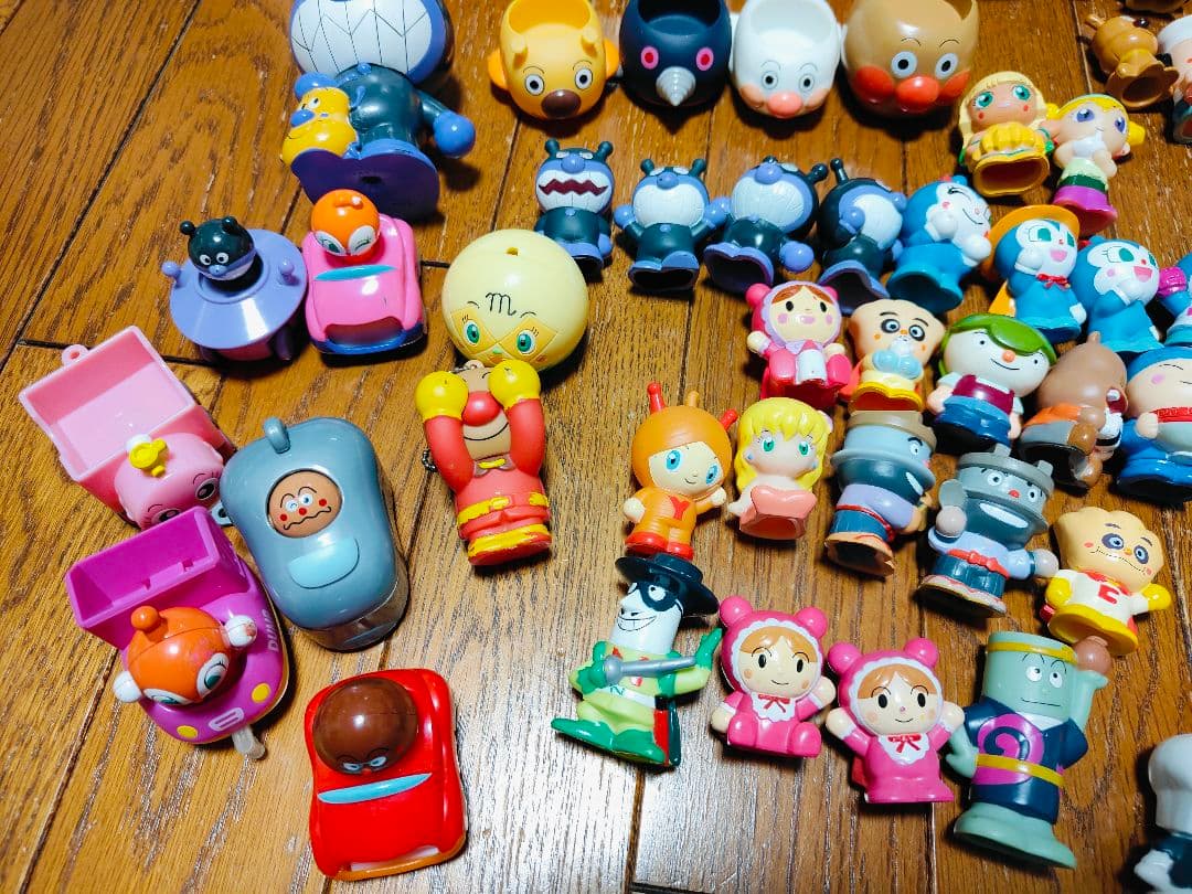 アンパンマン 指人形 フィギュア ミニカー おもちゃ 約100個 まとめ売り