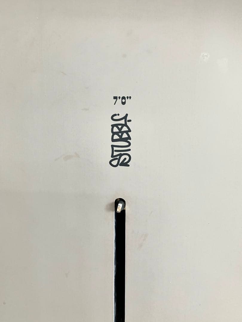 美品CRIME サーフボードSTUBBY 7.0 ミッドレングス ハードケース付