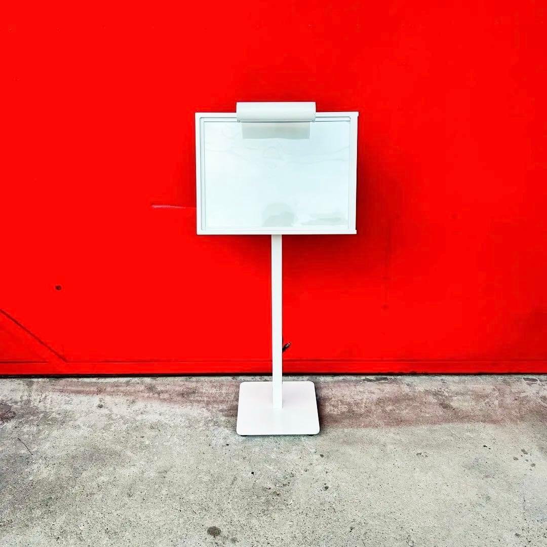 メニュースタンド