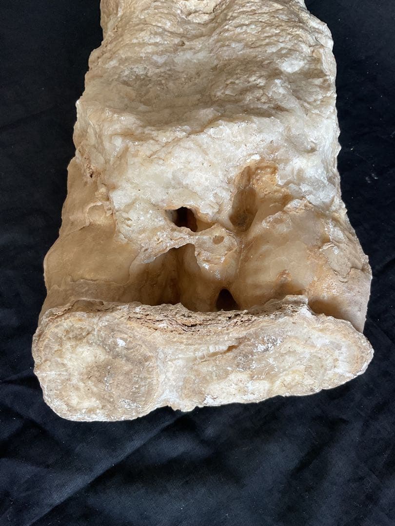 鍾乳石(石柱)６５cm１６.２kg