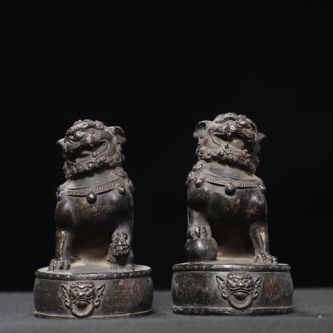 銅製　獅子像 2体セット　魔除け・守護・権威　文鎮　　　　　　置物