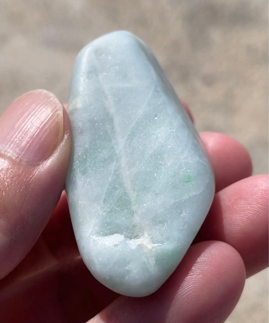 糸魚川翡翠 ヒスイ 66g 緑×白