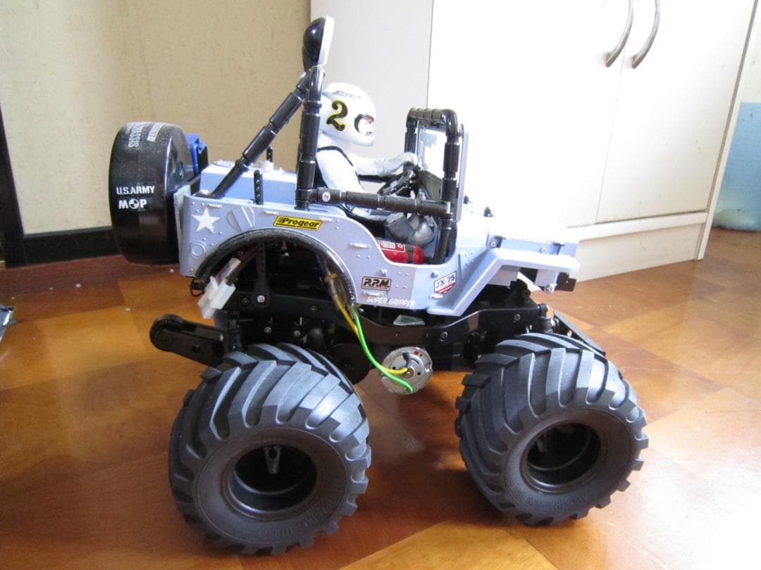 新品同様　1/10 ワイルドウイリー2　フルセット 2.4G カスタム　送料込み