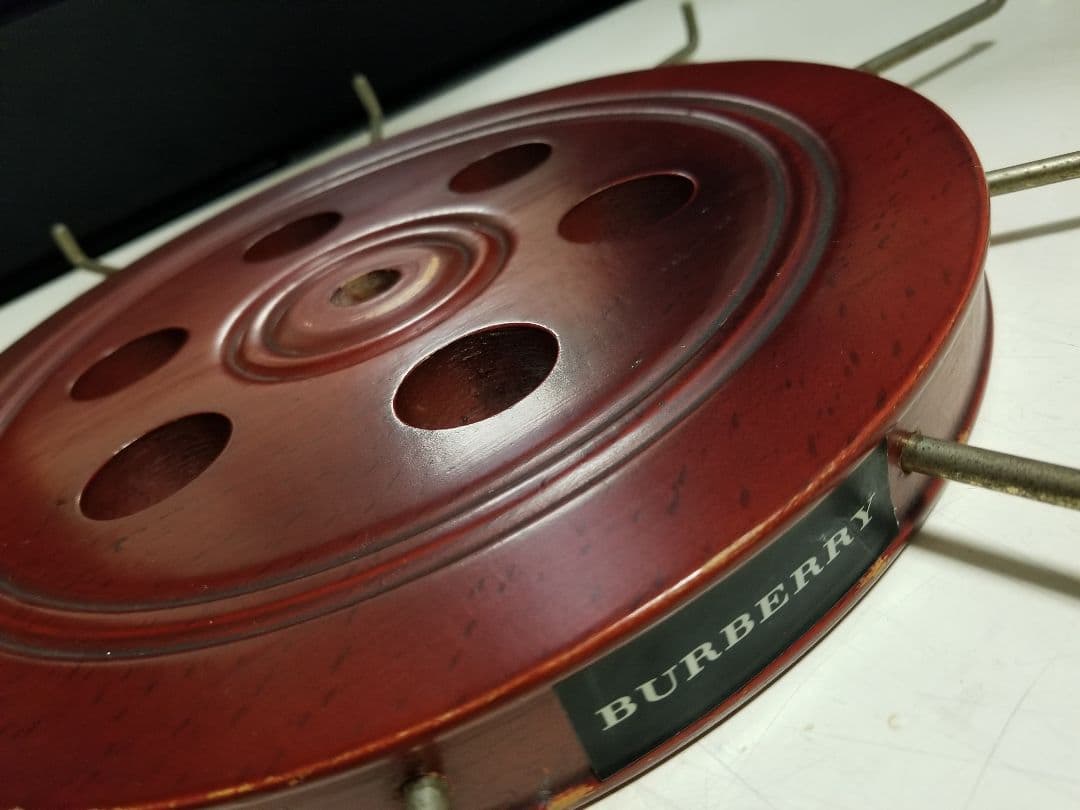 英国　バーバリー　非売品　店舗什器　ウッド　アクセサリー　ディスプレイ　ラック