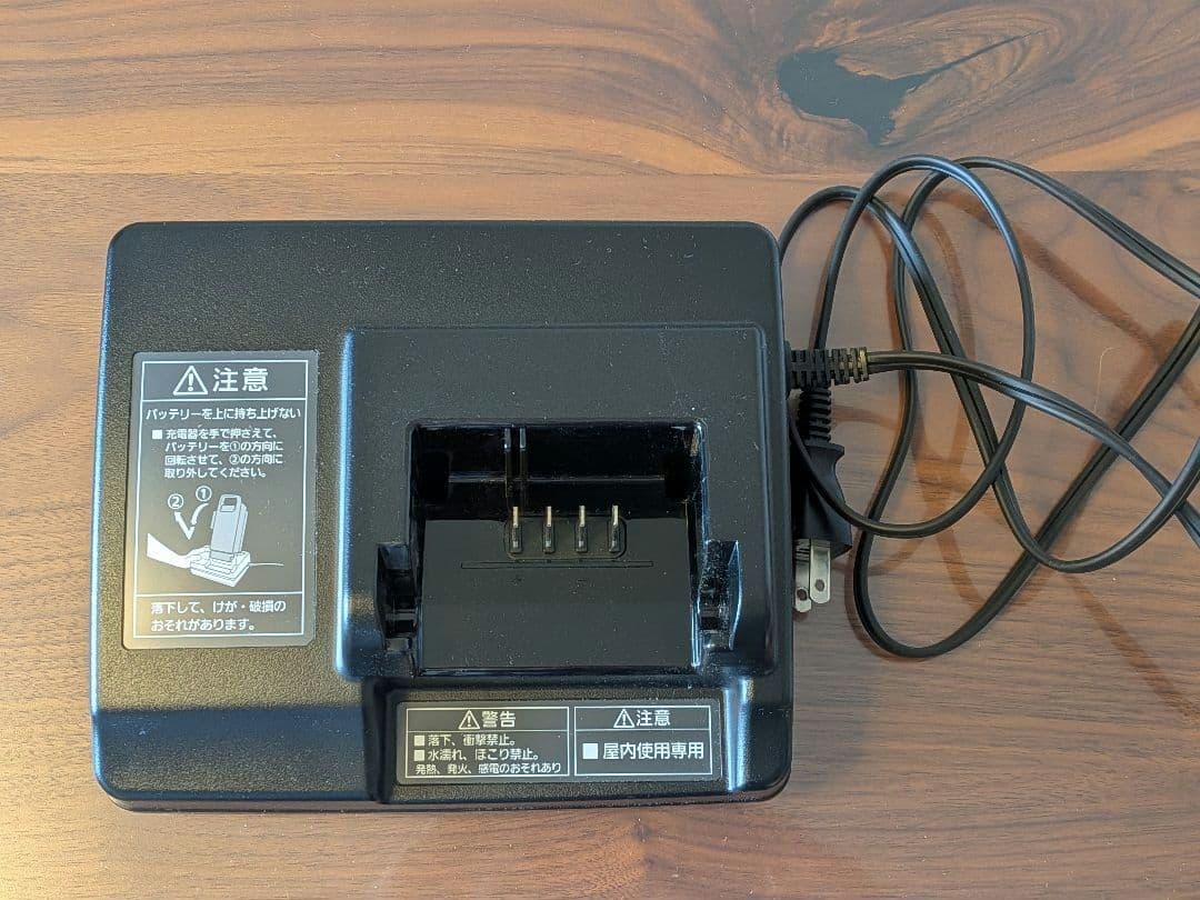 Panasonic NKJ069Z バッテリー充電器