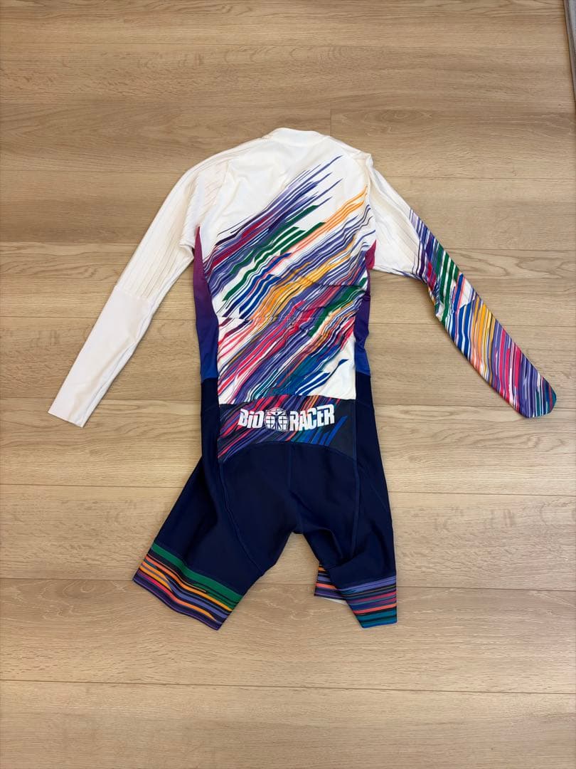 ビオレーサー　エアロスーツ