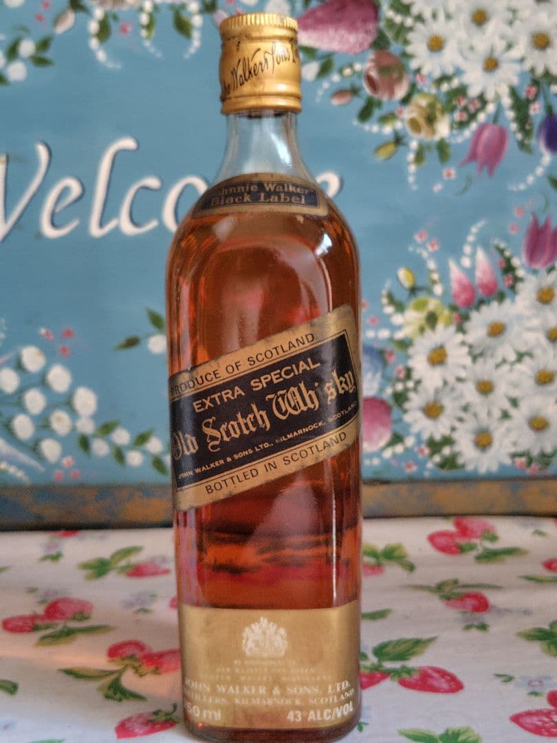 未開封　ジョニーウォーカー ブラック　金キャップ 白紋章　黒ラベル　古酒　希少