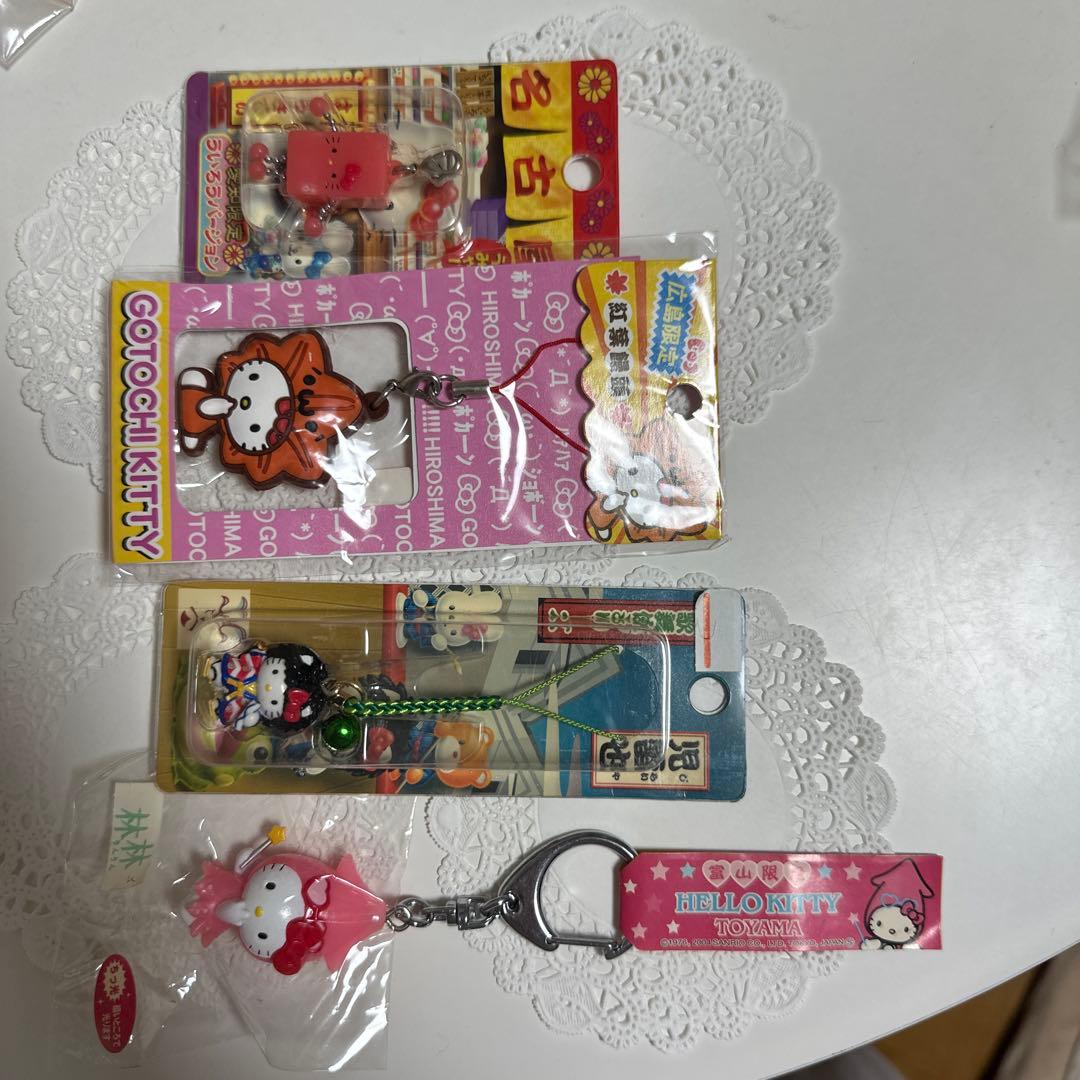 サンリオ ハローキティ ご当地 ストラップ キーホルダー根付 まとめ売り63点