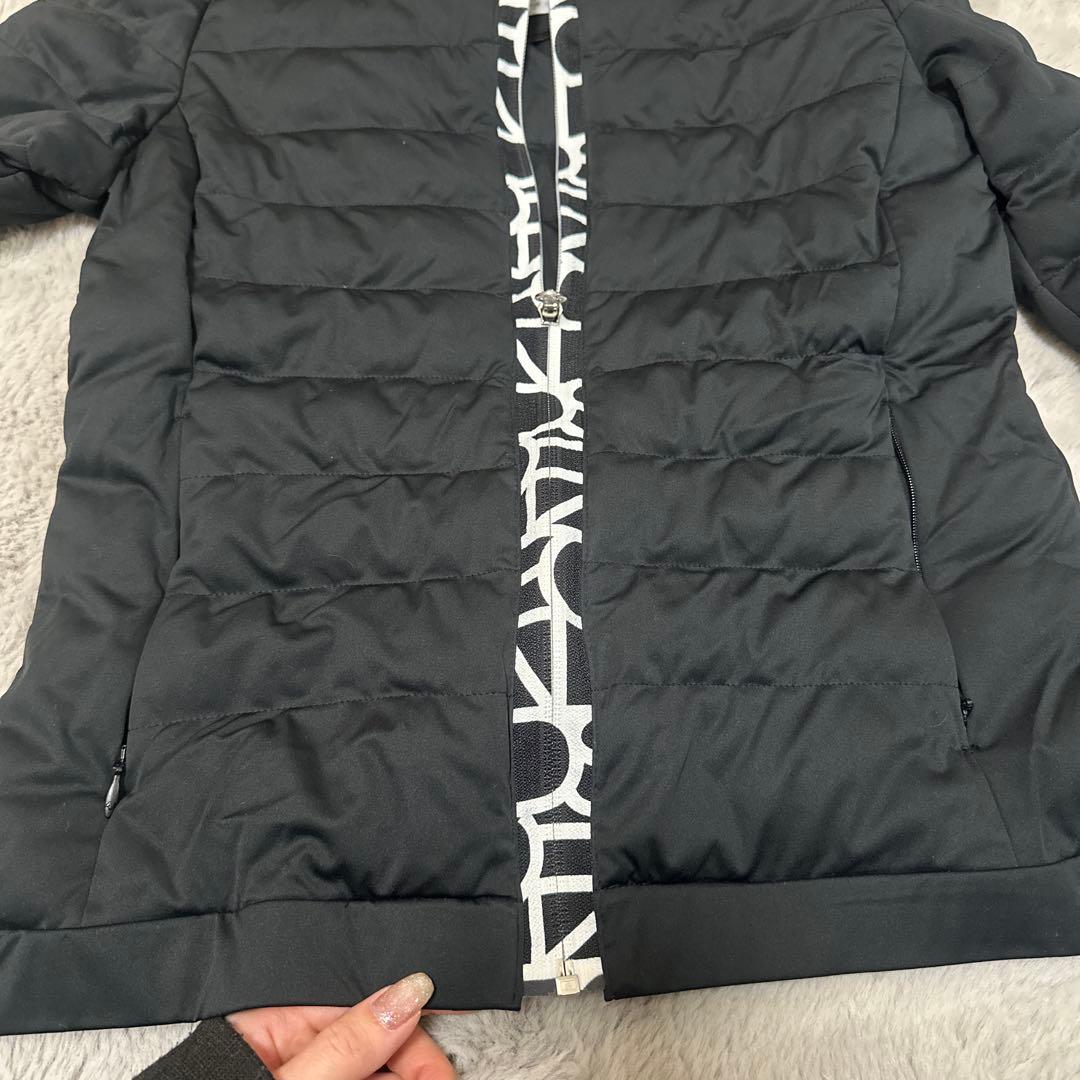 黒 レディース　ゴルフ　アウター