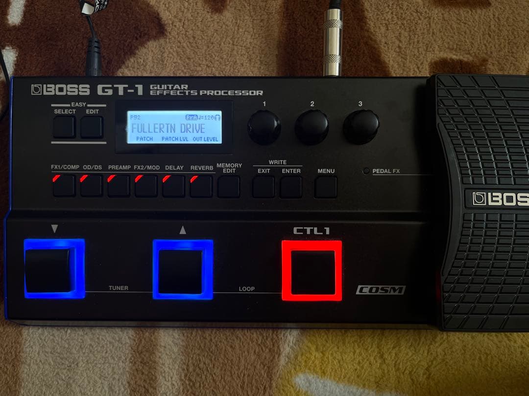 BOSS gt-1本体、 ACアダプタ PSA-100S、gt-1の教科書