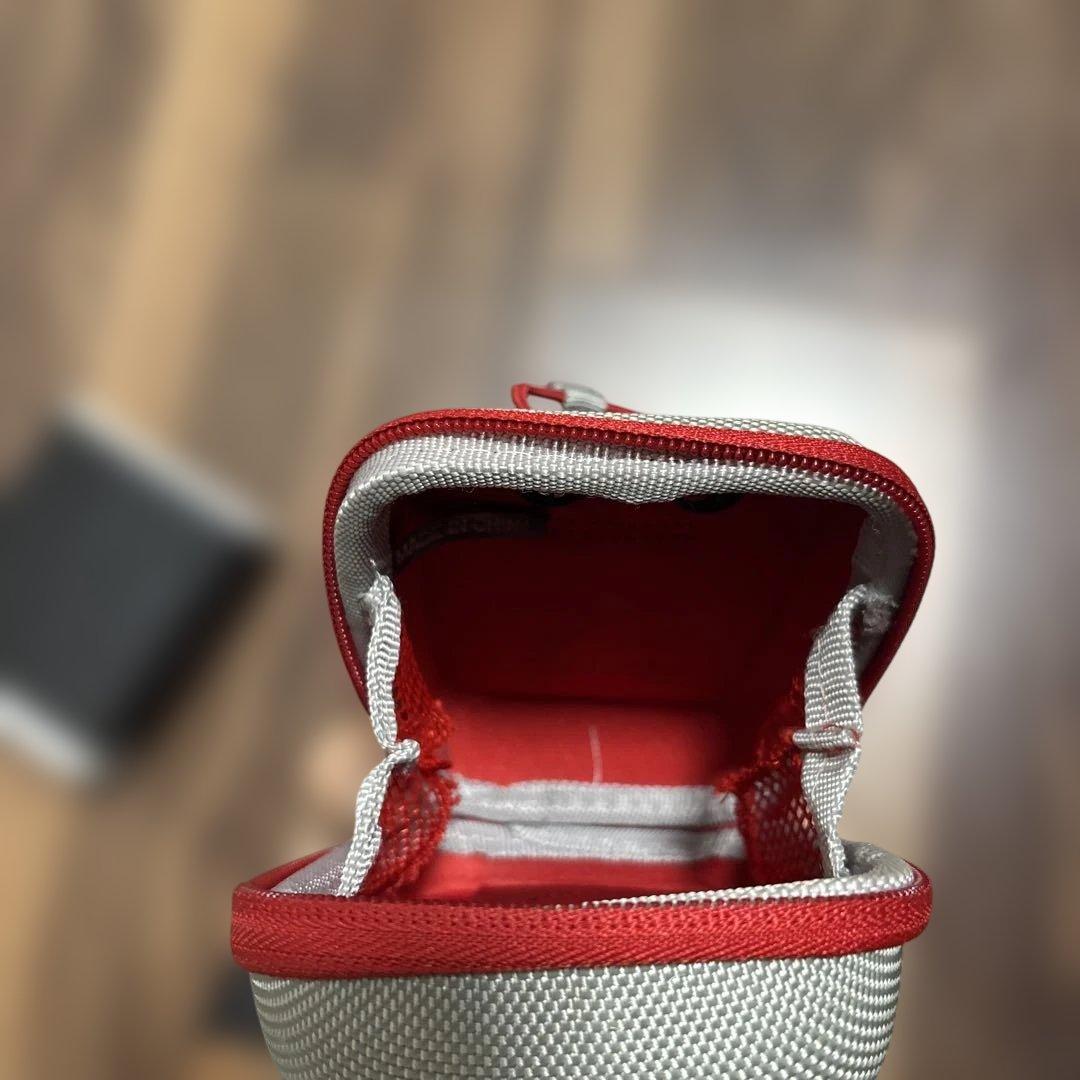 Bushnell Tour Z6 ゴルフ用距離計 ケース付き