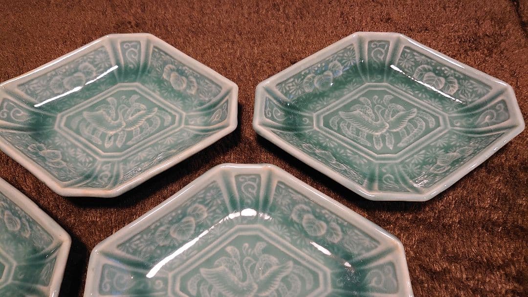 李朝　青磁　李朝青磁　菱形皿　菓子皿　陽刻　鳳凰　５客