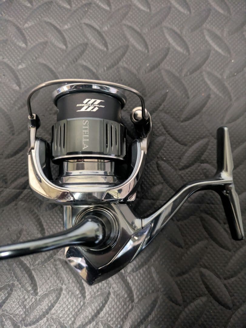 リール SHIMANO STELLA C2000SHG