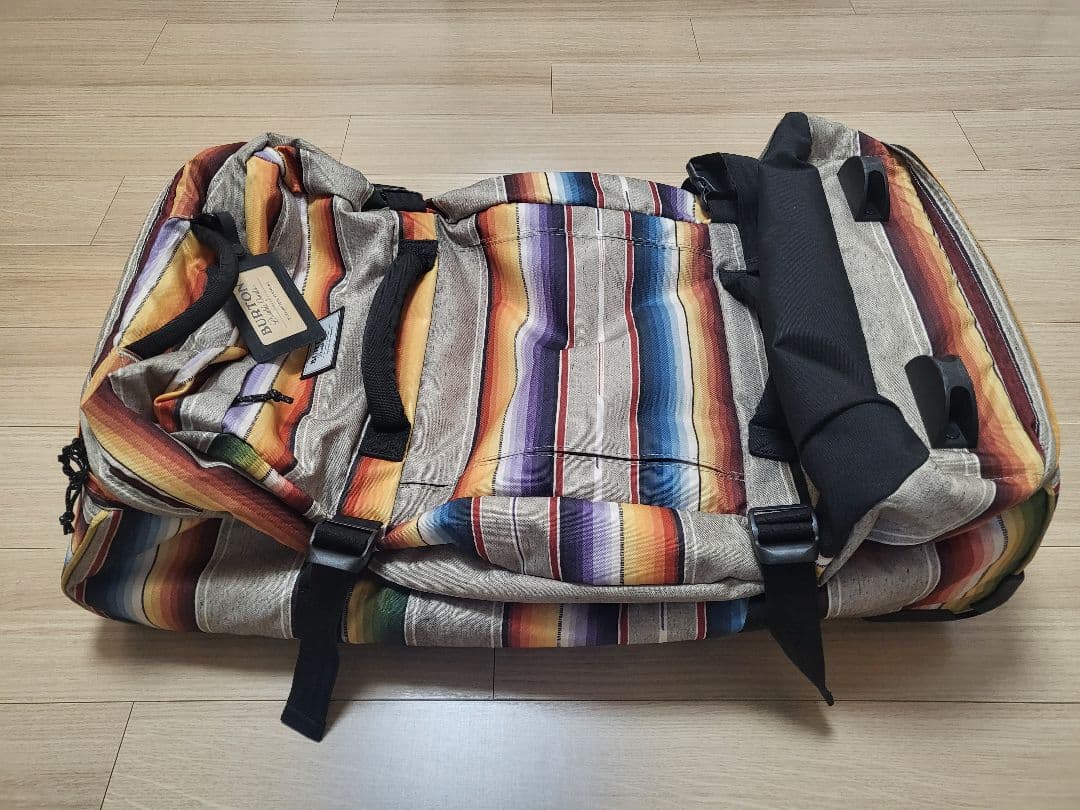 BURTON ストライプ柄 キャリー付きバックパック 約80cm 内容量120㍑