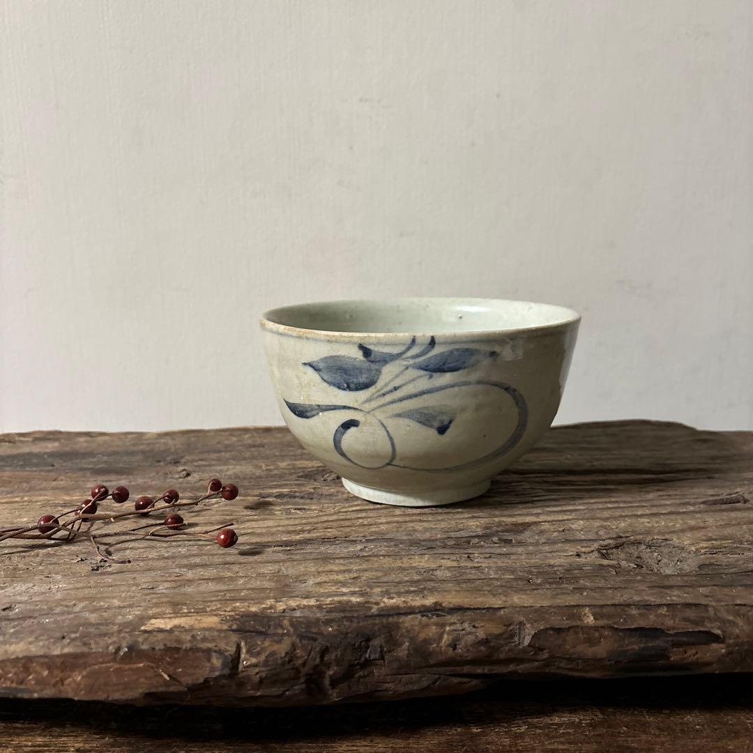 李朝染付草花紋鉢　朝鮮古美術　白磁　茶道具　韓国骨董　アンティーク　白洲正子