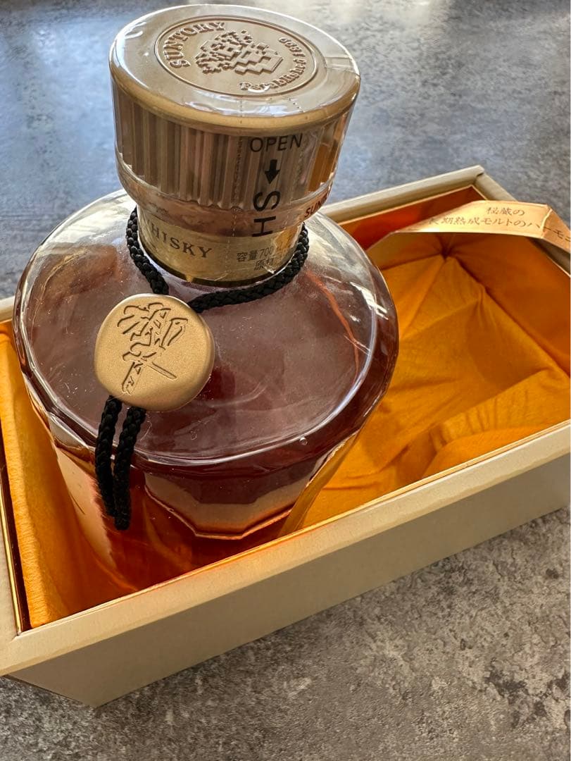 響 SUNTORYwhiskey HIBIKI SHN01 700mm