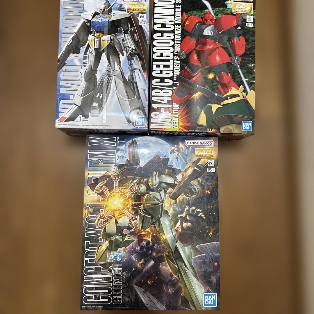 MG タ－ンX ＆ ゲルググキャノンジョニー・ライデン少佐機