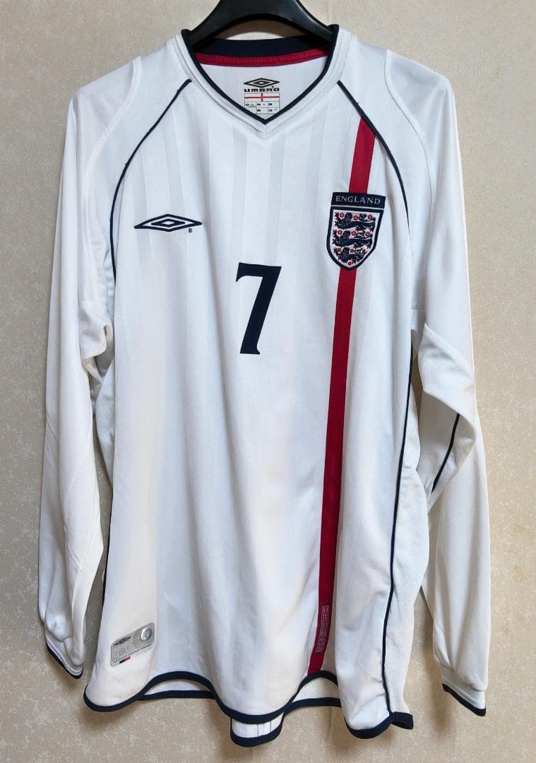 【正規品】中古良品 Umbro イングランド代表 ベッカム 7 長袖 Lサイズ