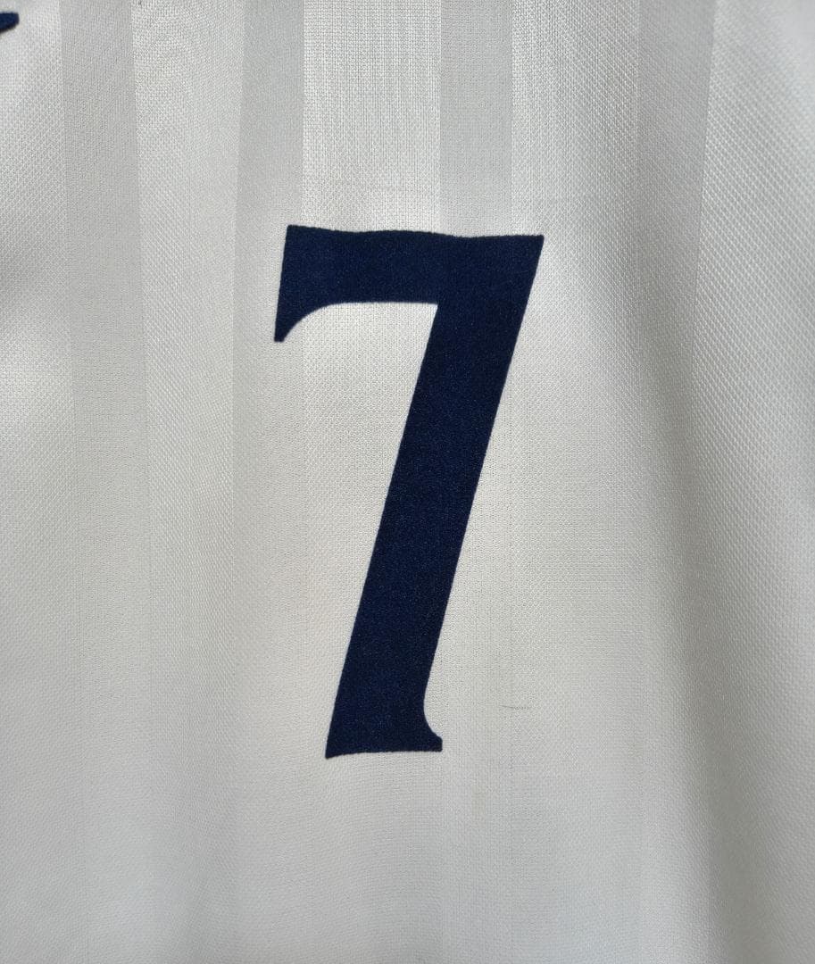 【正規品】中古良品 Umbro イングランド代表 ベッカム 7 長袖 Lサイズ