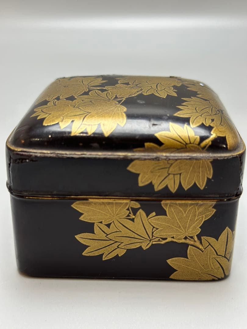 時代 紅葉 蒔絵 四方 蓋物