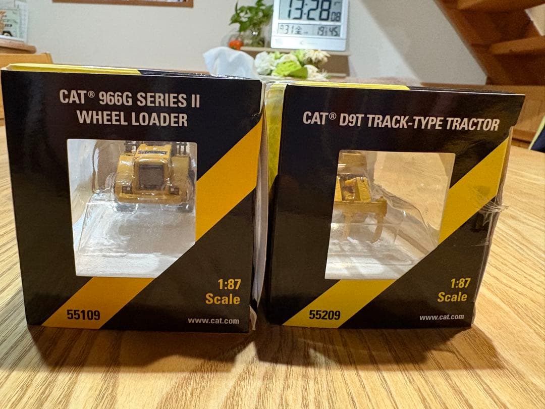CAT D9Tトラクター＆966Gホイールローダーセット