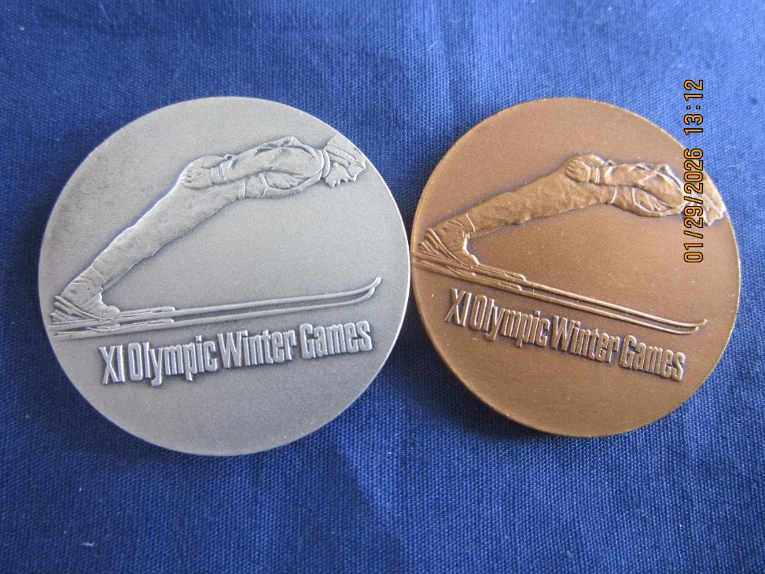 第11回札幌オリンピック冬季大会記念メダルセット　銀・銅メダル