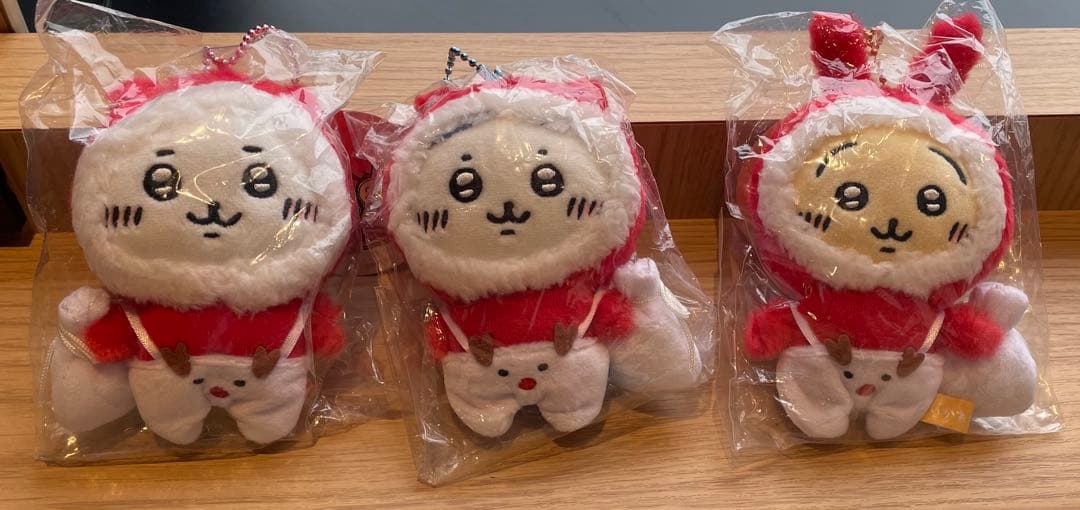 ちいかわ クリスマスだよ！ ぷちミニマスコット3種セット　ハチワレ　うさぎ
