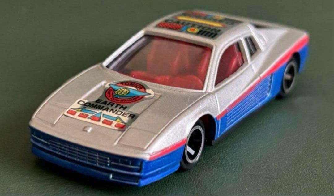 トミカ フェラーリ テスタロッサ アースコマンダー
