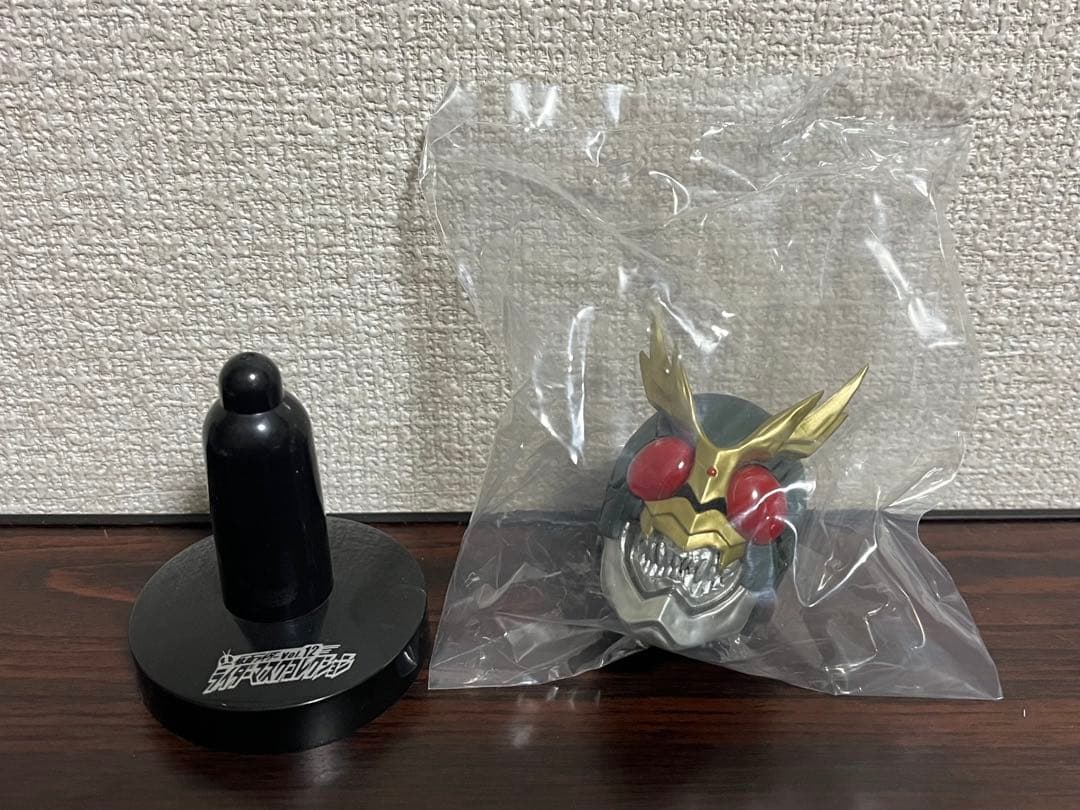 マスコレ 仮面ライダーアギト ギルス アナザーアギト G3 G4 発光台座