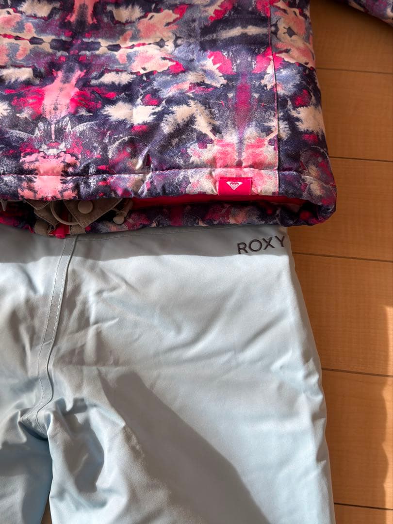 ROXYスノーボードウェアセット 10MM (約130〜140)