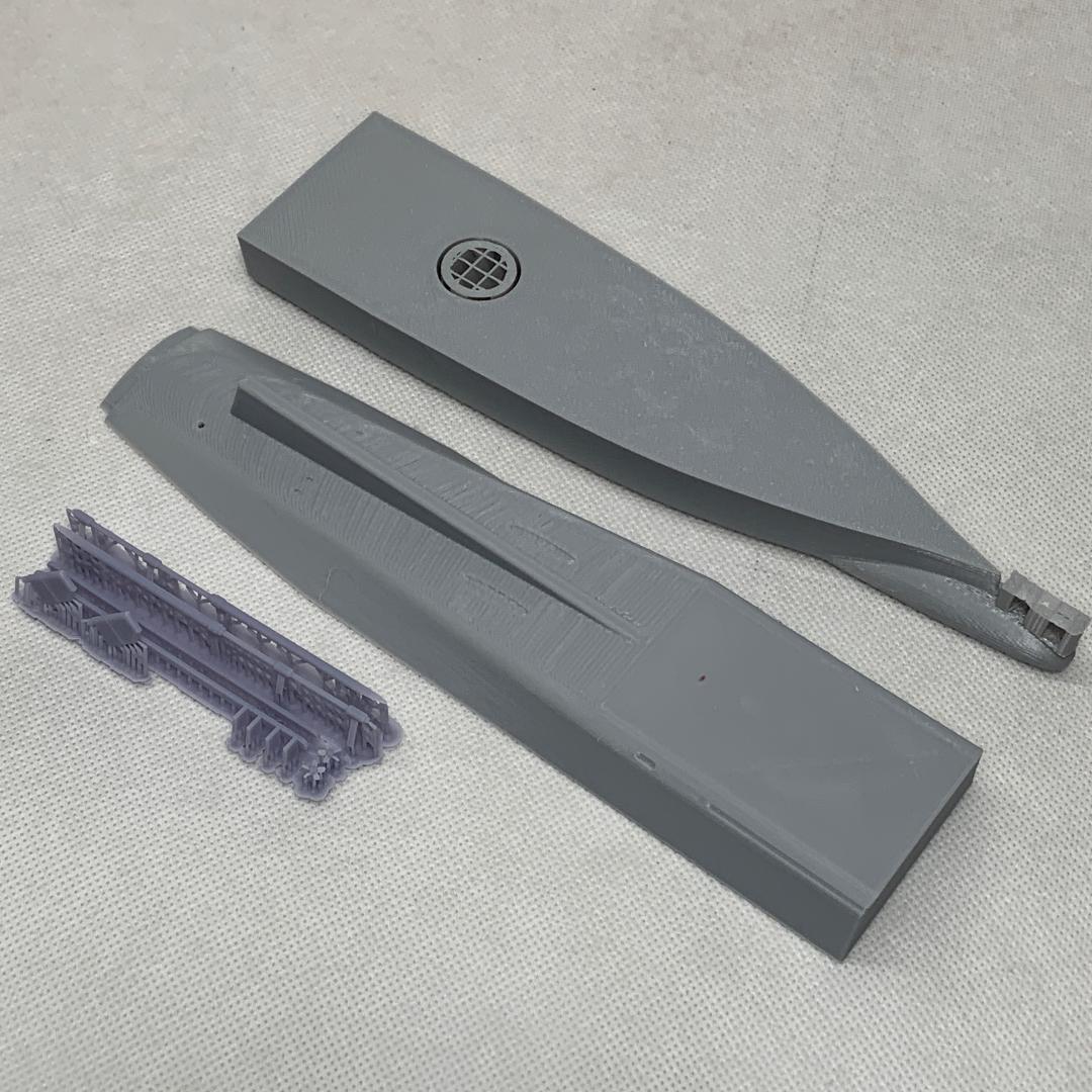 トランペッター 1/700 空母 クイーン・エリザベス用 船底セット 艦船模型