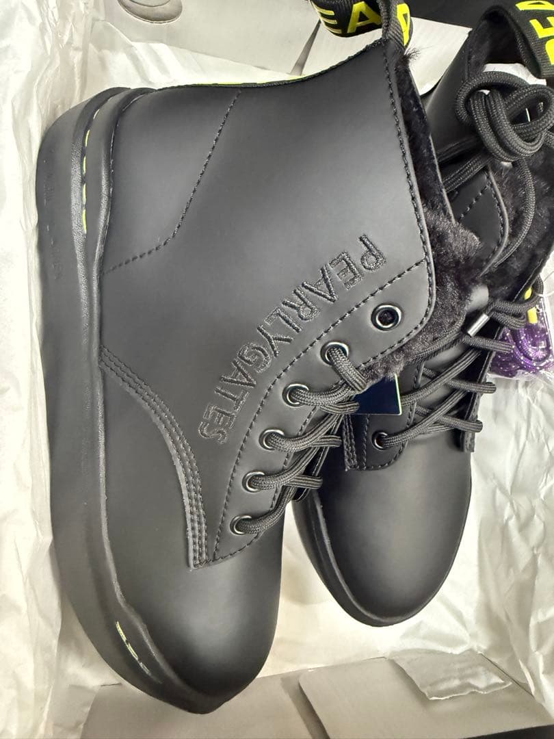 定価の半額以下‼︎PEARLY GATES ブラックブーツ