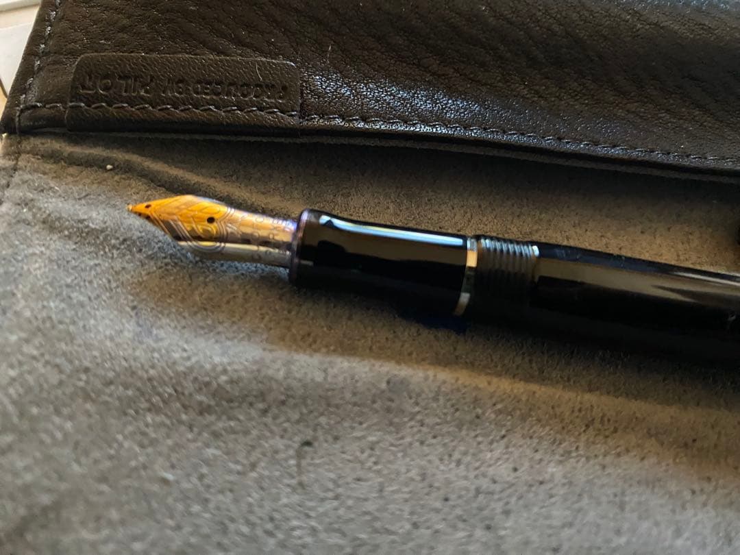 パーカー　デュオフォールド　万年筆　インターナショナル　ブラックCT 細字