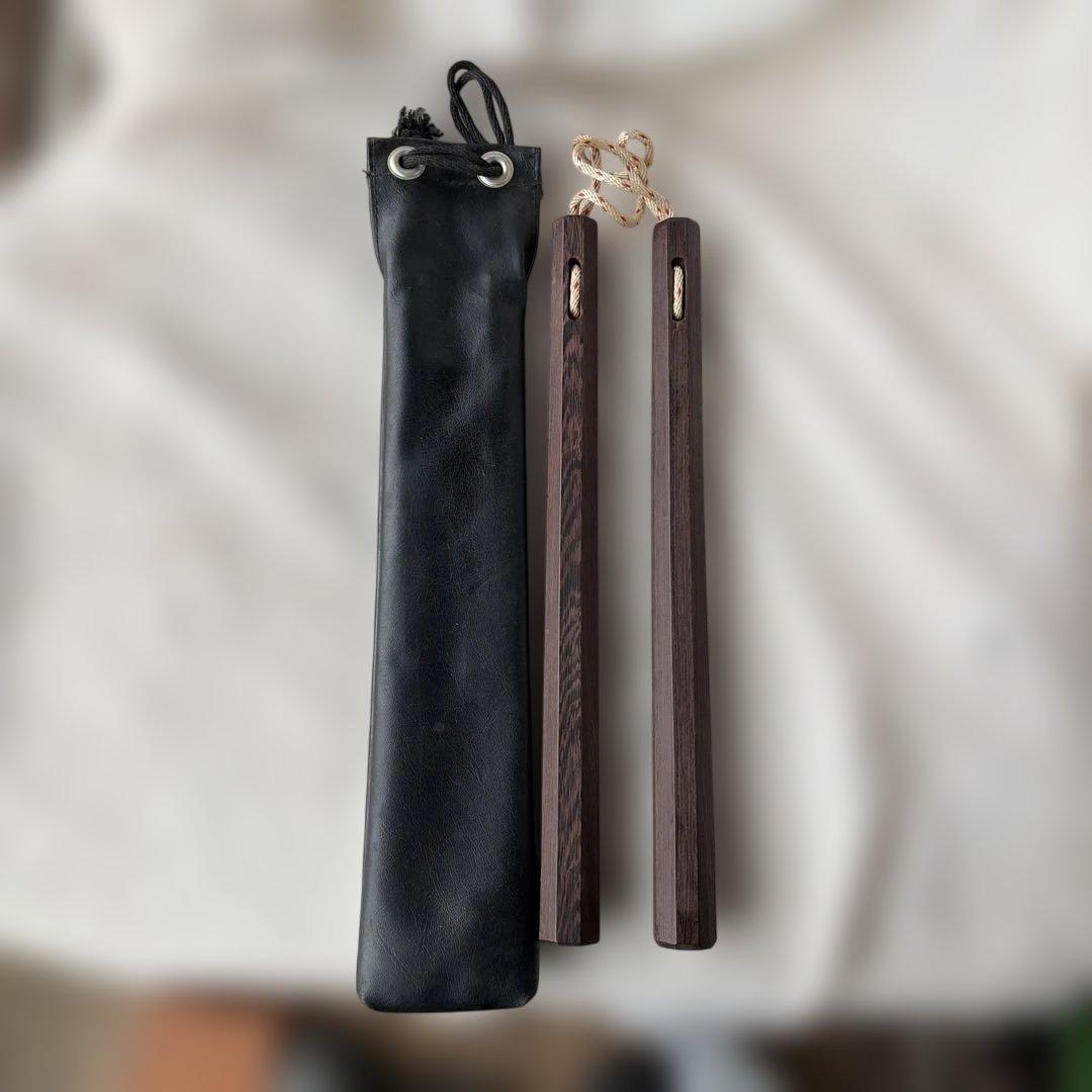 木製 武道用 ヌンチャク　 牛革専用ケース付き
