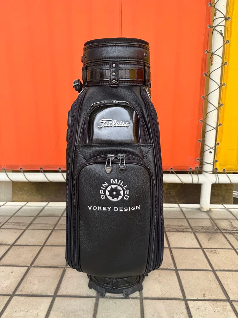 Titleist BV ブラックゴルフバッグ