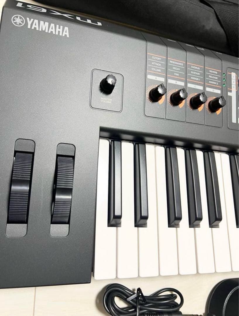 YAMAHA シンセサイザー　mx61 フットペダル　ケース　付き