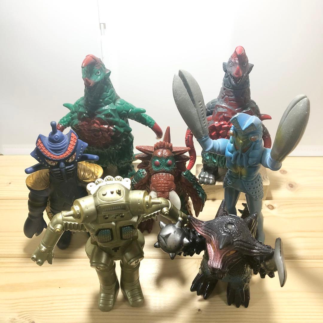 ウルトラマン　グッズ63点まとめ売り　怪獣　ソフビ 等