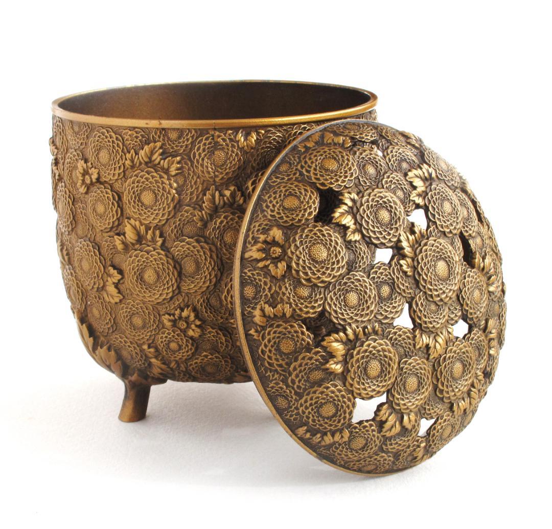 彫金・万菊香炉　伝統工芸 金工/佐野宏采 作