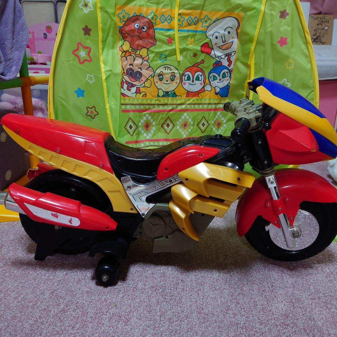 仮面ライダー　乗用バイク　乗用玩具