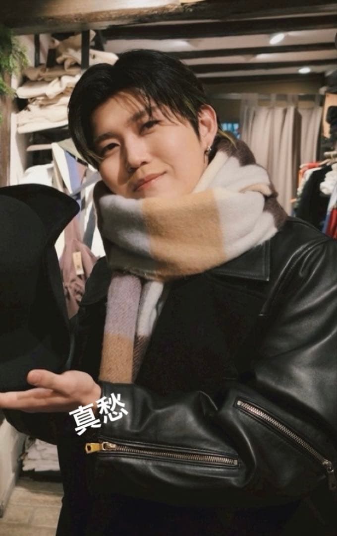 Mrs. GREEN APPLE ひろぱ着用 マフラー 若井滉斗 アナザースカイ