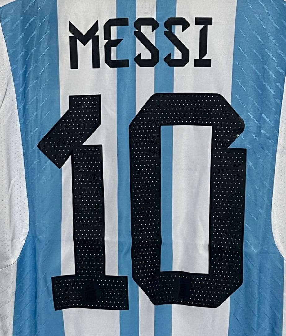 adidas サッカーアルゼンチン代表 メッシ 10番 2022 カタールW杯