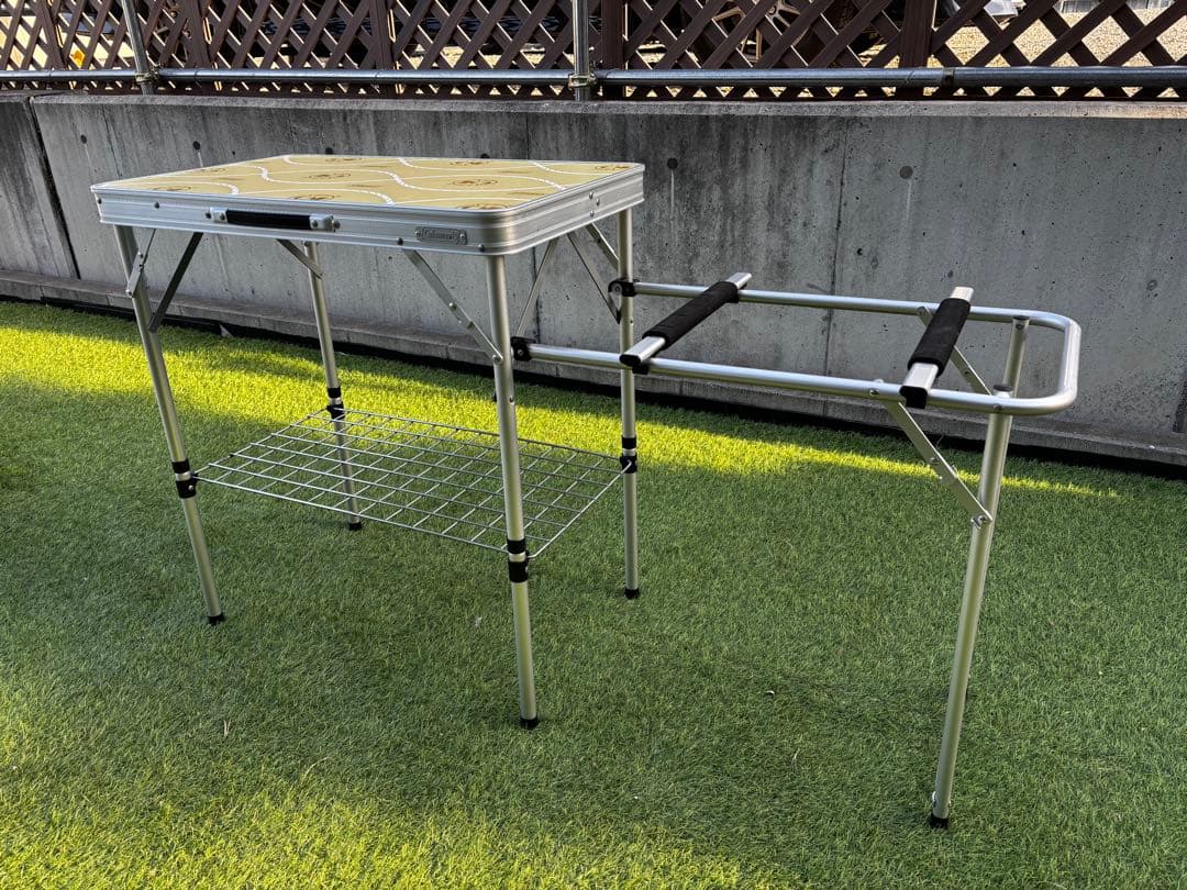 Coleman POWERHOUSE LP 2-BURNER /キッチンスタンド